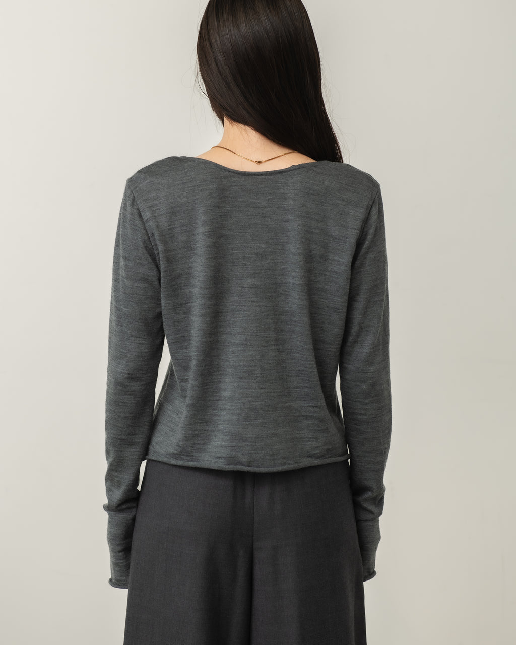 U neck tops