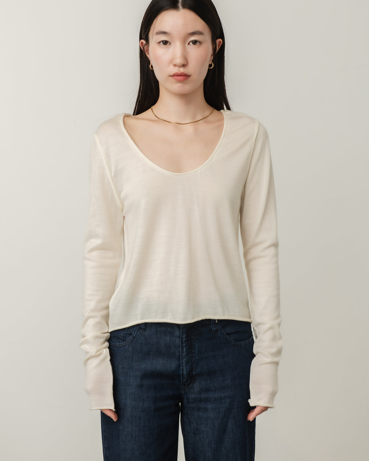 U neck tops